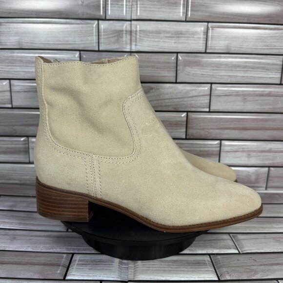 Cole Haan Women's Ivory Suede Leather Pointed Toe Chelsea Boots Size 5.5-NEW - Picture 1 of 8